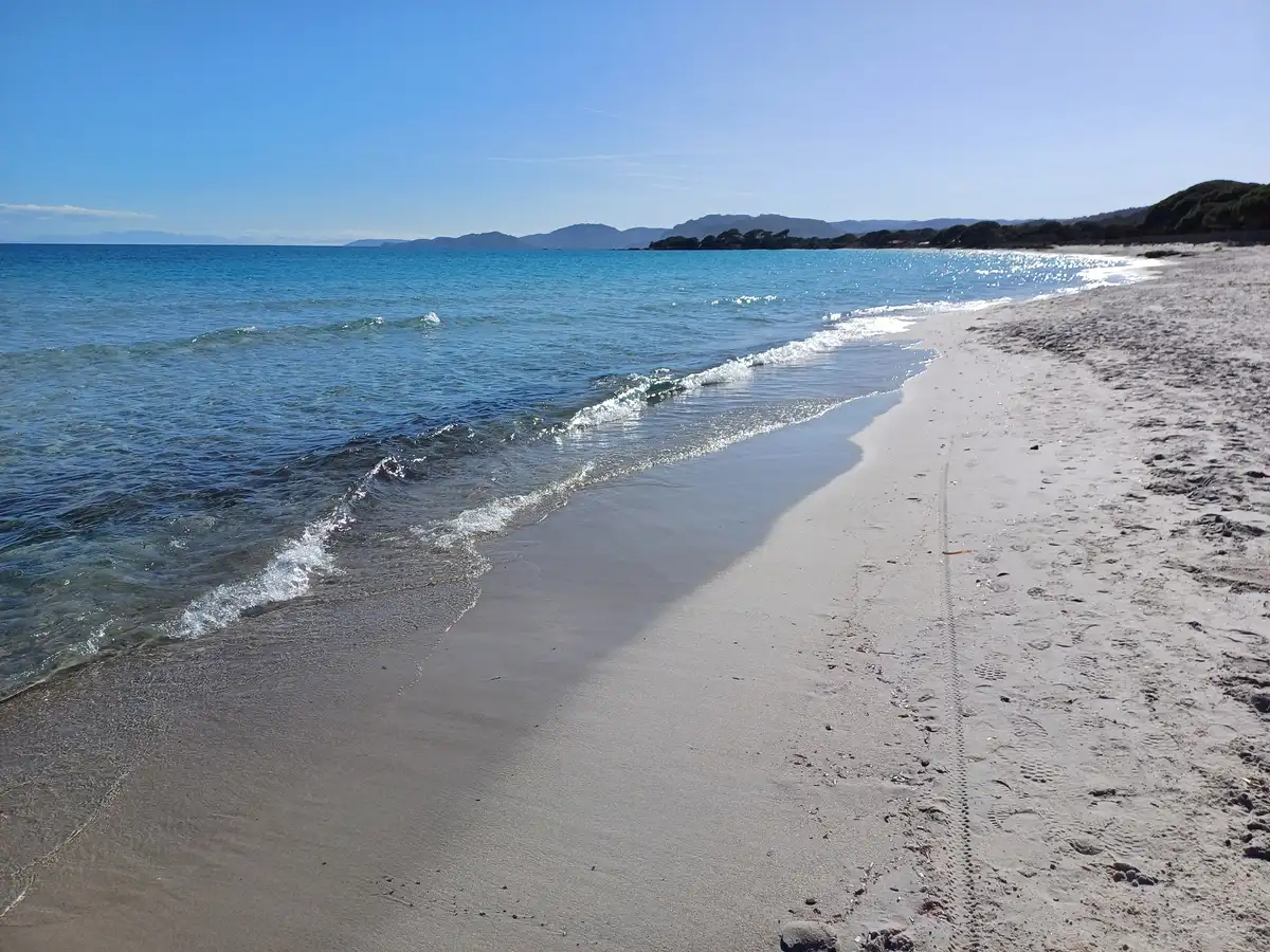 Crique sauvage près de Porto-Vecchio